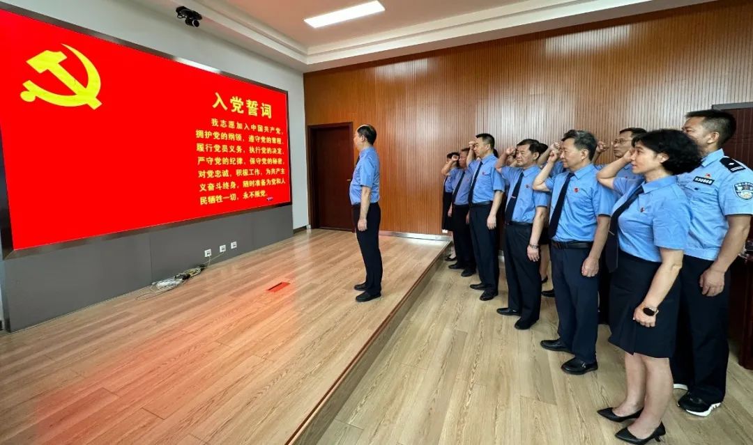 開遠(yuǎn)鐵路運(yùn)輸檢察院開展慶“七一”主題系列活動